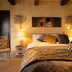 Ajuga Luxury Boutique Alojamento de Acomodação e Pequeno-almoço