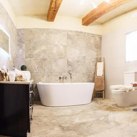 Ajuga Luxury Boutique Bed & Breakfast