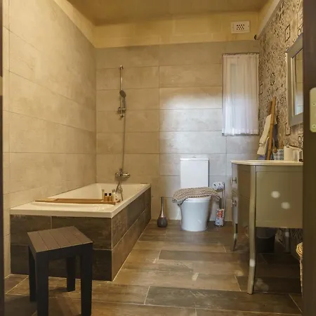 Bed & Breakfast Ajuga Luxury Boutique *