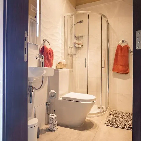Bed & Breakfast Ajuga Luxury Boutique *