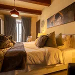 Ajuga Luxury Boutique 4*