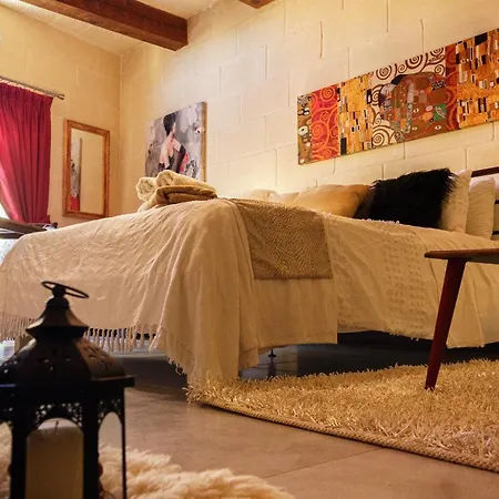 Ajuga Luxury Boutique