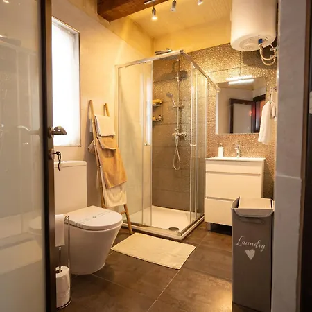 Bed & Breakfast Ajuga Luxury Boutique