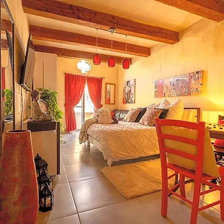 Ajuga Luxury Boutique 4*