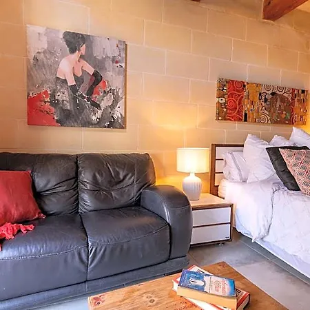 Couette-café Ajuga Luxury Boutique