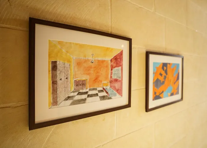 Ajuga Luxury Boutique Bed & Breakfast 4*