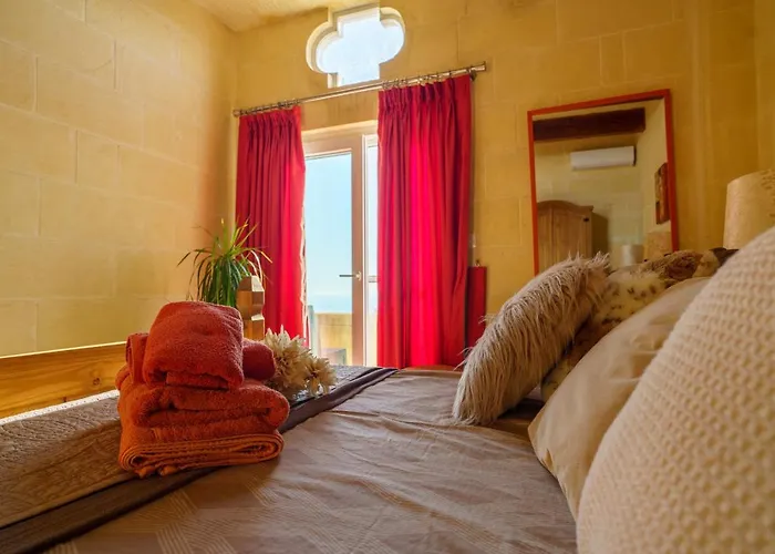 Ajuga Luxury Boutique Кала